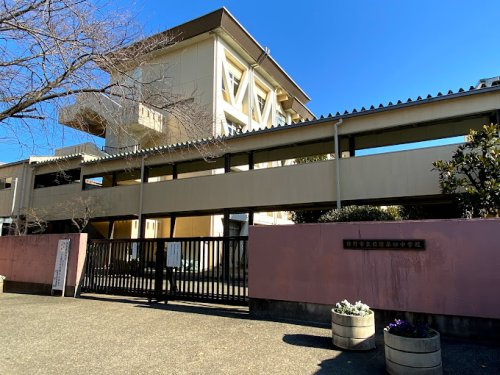 【中学校】日野市立第四中学校まで306ｍ