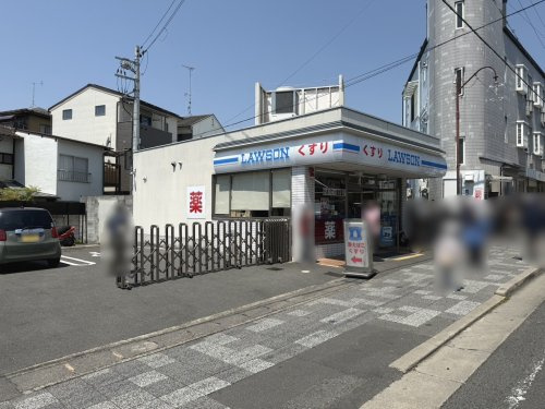 【コンビニエンスストア】ローソン　嵯峨嵐山駅前店まで394ｍ