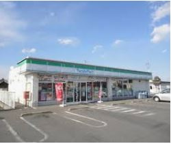 【コンビニエンスストア】ファミリーマートさくら卯の里店まで1524ｍ