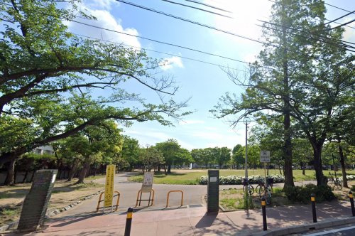 【公園】行徳駅前公園まで1450ｍ