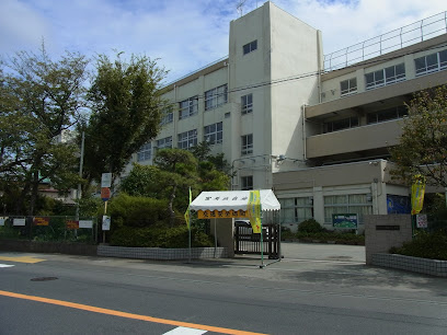 【小学校】市川市立富美浜小学校まで806ｍ