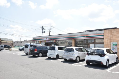 【コンビニエンスストア】セブンイレブン　春日部緑町店まで300ｍ