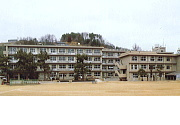 【小学校】福山市立千田小学校まで513ｍ