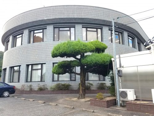 【図書館】福山市新市図書館まで215ｍ