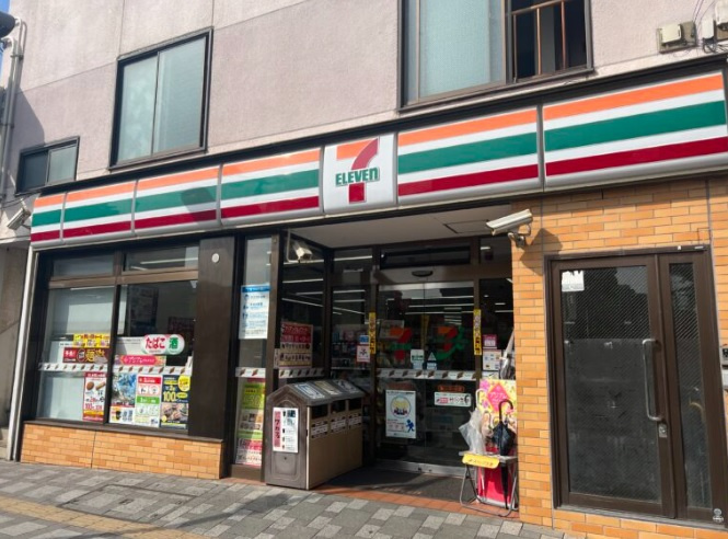 【コンビニエンスストア】セブンイレブン　福山駅前店まで92ｍ