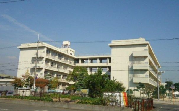 【小学校】福山市立山手小学校まで601ｍ