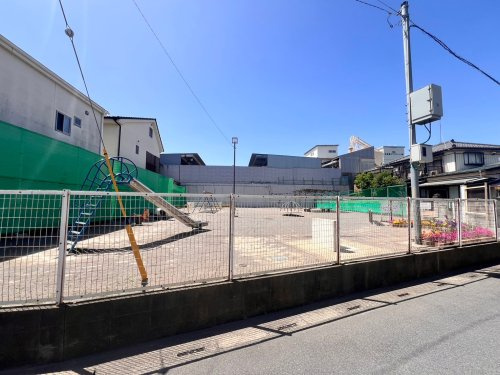 【公園】新里町ふれあい公園まで300ｍ