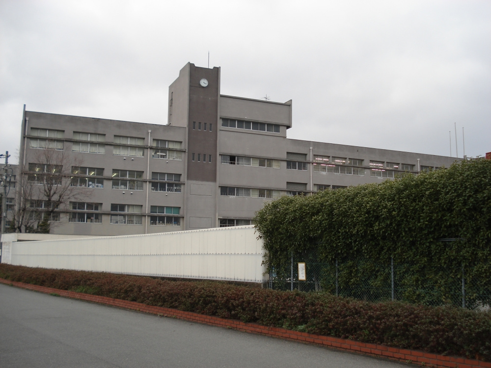 【中学校】伊丹市立天王寺川中学校まで1365ｍ