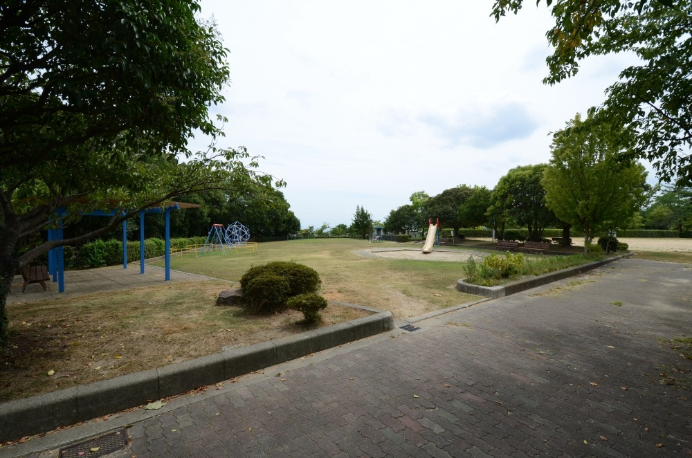 【公園】中山桜台公園まで306ｍ