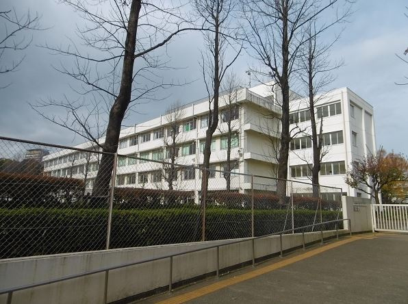 【小学校】豊ヶ丘小学校まで630ｍ