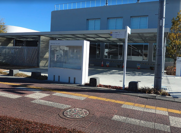 【市役所・区役所】鴻巣市吹上支所まで1812ｍ