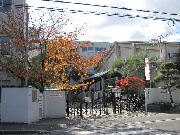 【小学校】清水小学校まで1500ｍ