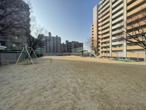 【公園】東山第二公園まで355ｍ