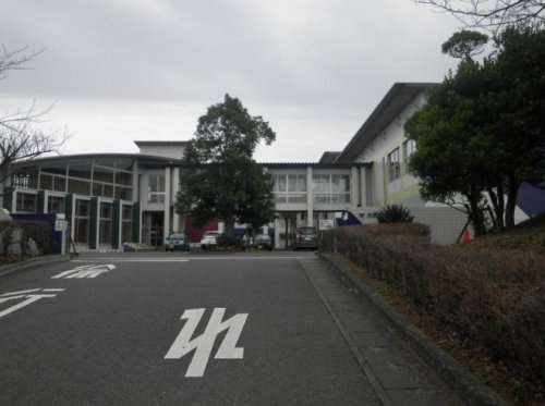 【中学校】南中学校まで6576ｍ