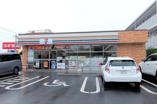 【コンビニエンスストア】セブン-イレブン　毛呂山長瀬店まで924ｍ