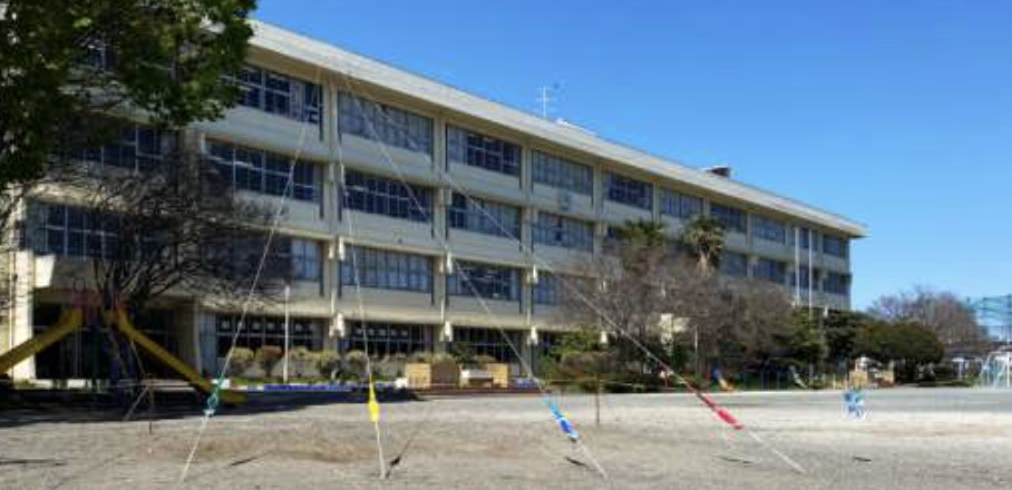 【小学校】鶴ヶ島市立藤小学校まで720ｍ