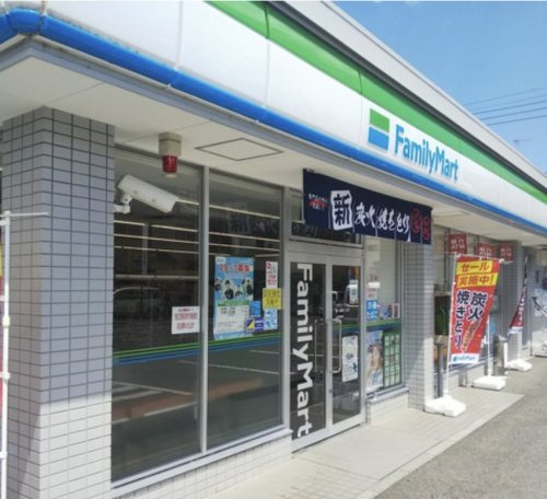 【コンビニエンスストア】ファミリーマート　鶴ヶ島藤金店まで850ｍ