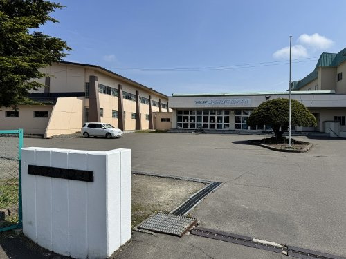【中学校】千歳市立青葉中学校まで1520ｍ