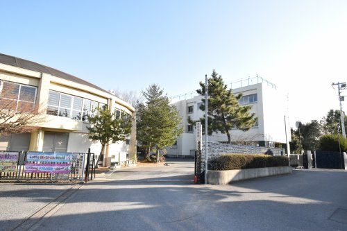 【小学校】幸松小学校まで900ｍ