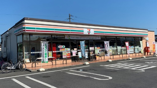 【コンビニエンスストア】セブンイレブン　石狩花川南7条店まで366ｍ