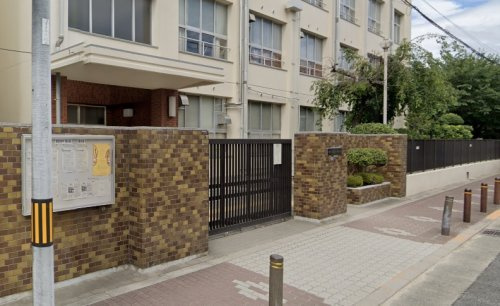 【中学校】大阪市立東住吉中学校まで700ｍ