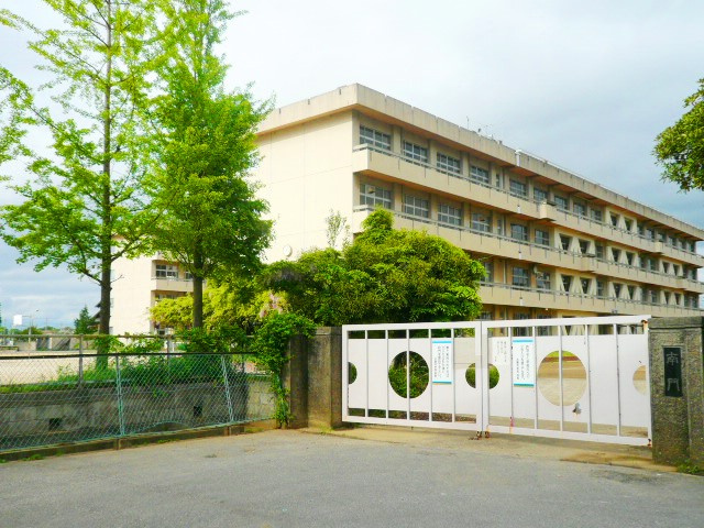 【中学校】越谷市立北陽中学校まで1157ｍ