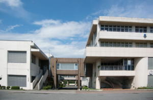 【中学校】愛川町立愛川東中学校まで1238ｍ