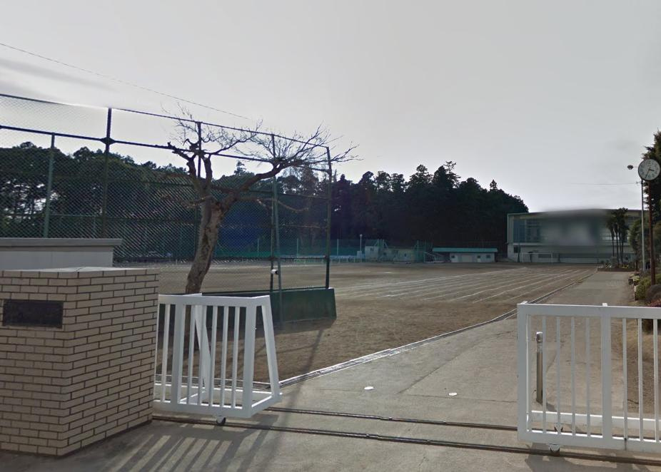 【中学校】所沢市立小手指中学校まで1900ｍ