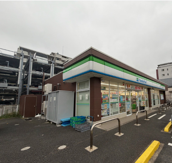 【コンビニエンスストア】ファミリーマート印西小倉台店まで1200ｍ