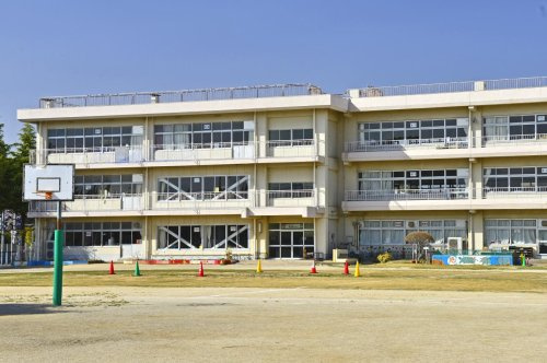 【小学校】旭小学校まで1500ｍ
