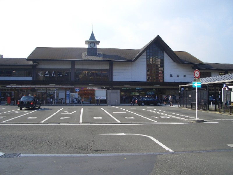 【駅】ＪＲ横須賀線「鎌倉」駅まで772ｍ