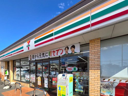 【コンビニエンスストア】セブンーイレブン河内金井台店まで981ｍ