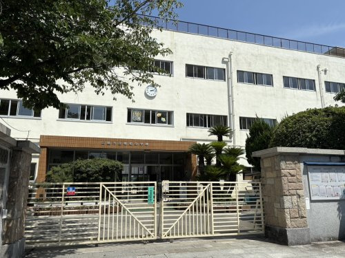 【中学校】広島市立幟町中学校まで1663ｍ