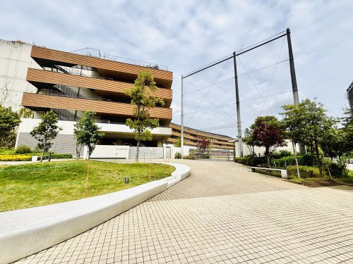 【中学校】江東区立有明西学園まで285ｍ