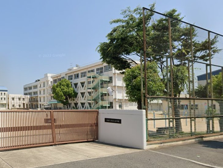 【小学校】尼崎市立金楽寺小学校まで537ｍ