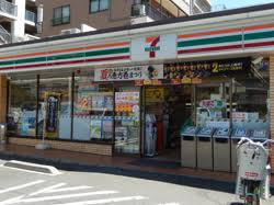 【コンビニエンスストア】セブンイレブン　葛飾四つ木5丁目店まで318ｍ