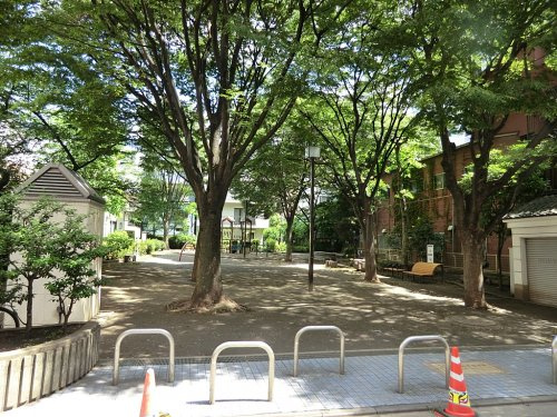 【公園】白金志田町児童遊園まで261ｍ