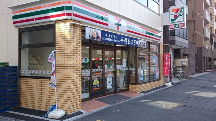 【コンビニエンスストア】セブン-イレブン　北新宿1丁目店まで198ｍ