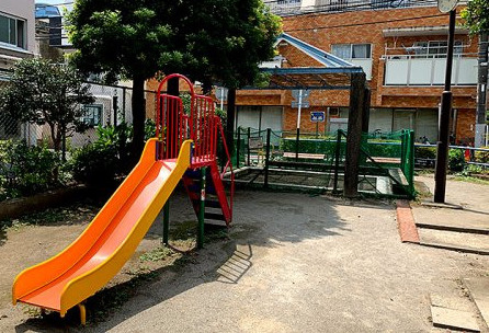 【公園】新宿区立さつき児童遊園まで219ｍ