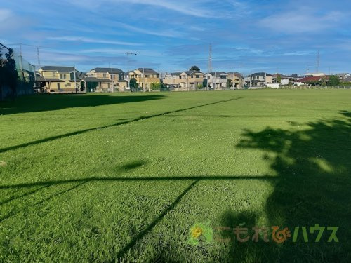 【公園】深井スポーツ広場まで540ｍ