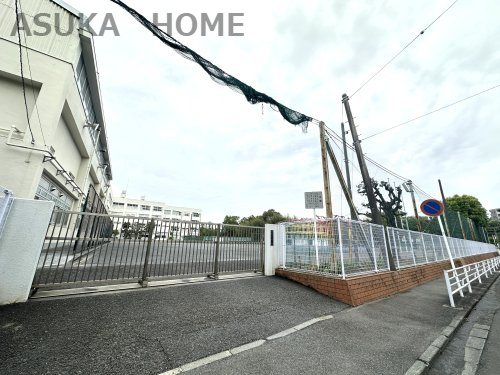 【小学校】横浜市立竹山小学校まで683ｍ