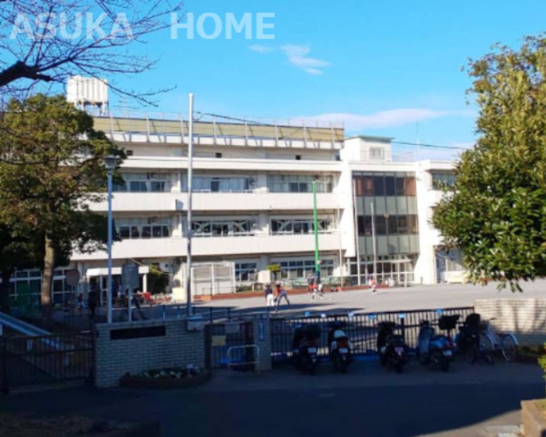 【小学校】横浜市立六ッ川西小学校まで520ｍ
