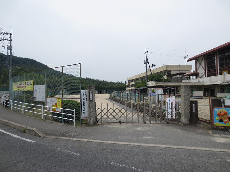 【小学校】板城西小学校まで1725ｍ