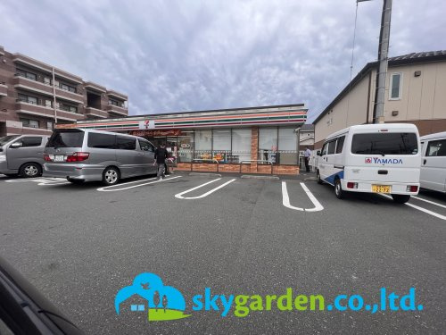 【コンビニエンスストア】セブンイレブン　厚木毛利台2丁目店まで379ｍ