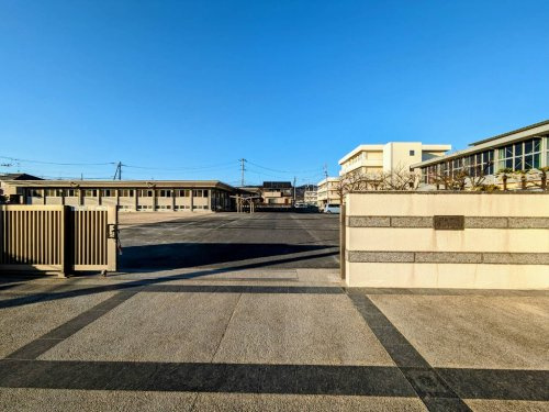 【中学校】岡山市立竜操中学校まで804ｍ