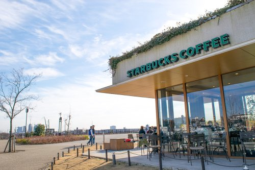 【喫茶店・カフェ】スターバックスコーヒー　二子玉川公園店まで238ｍ