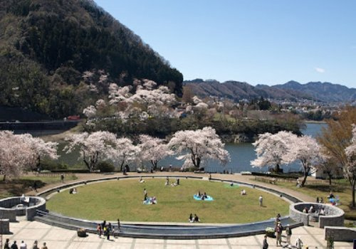 【公園】県立津久井湖城山公園(花の苑地)まで627ｍ