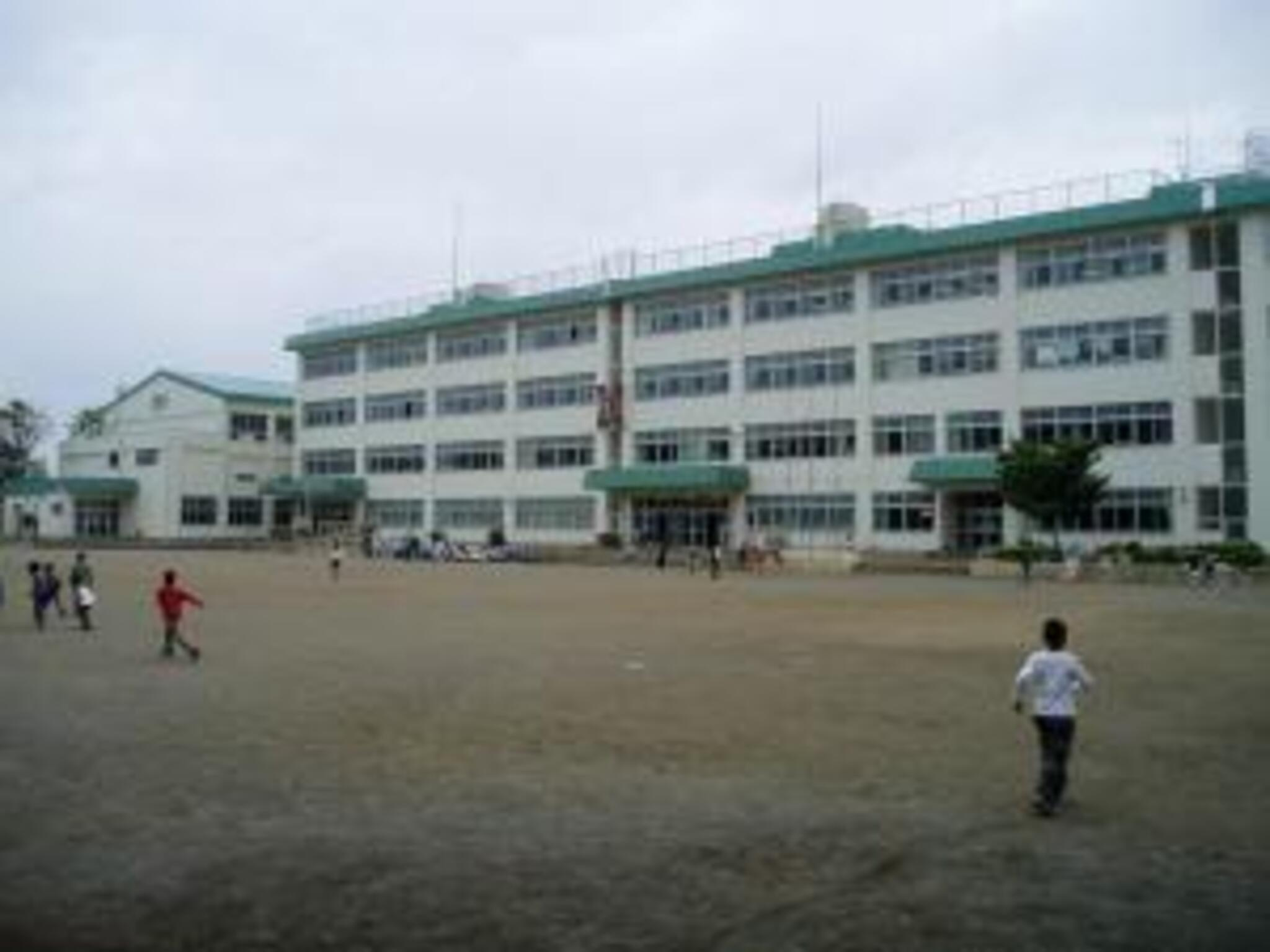 【小学校】大和市立中央林間小学校まで554ｍ