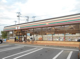 【コンビニエンスストア】セブン-イレブン吉川美南5丁目店まで52ｍ
