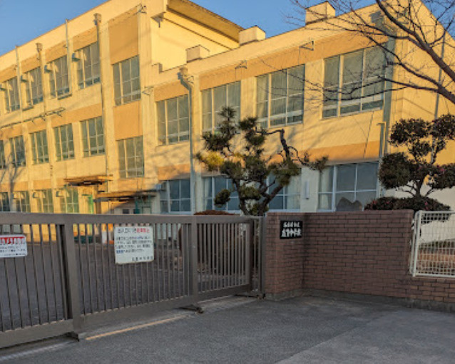 【中学校】名古屋市立志賀中学校まで1157ｍ